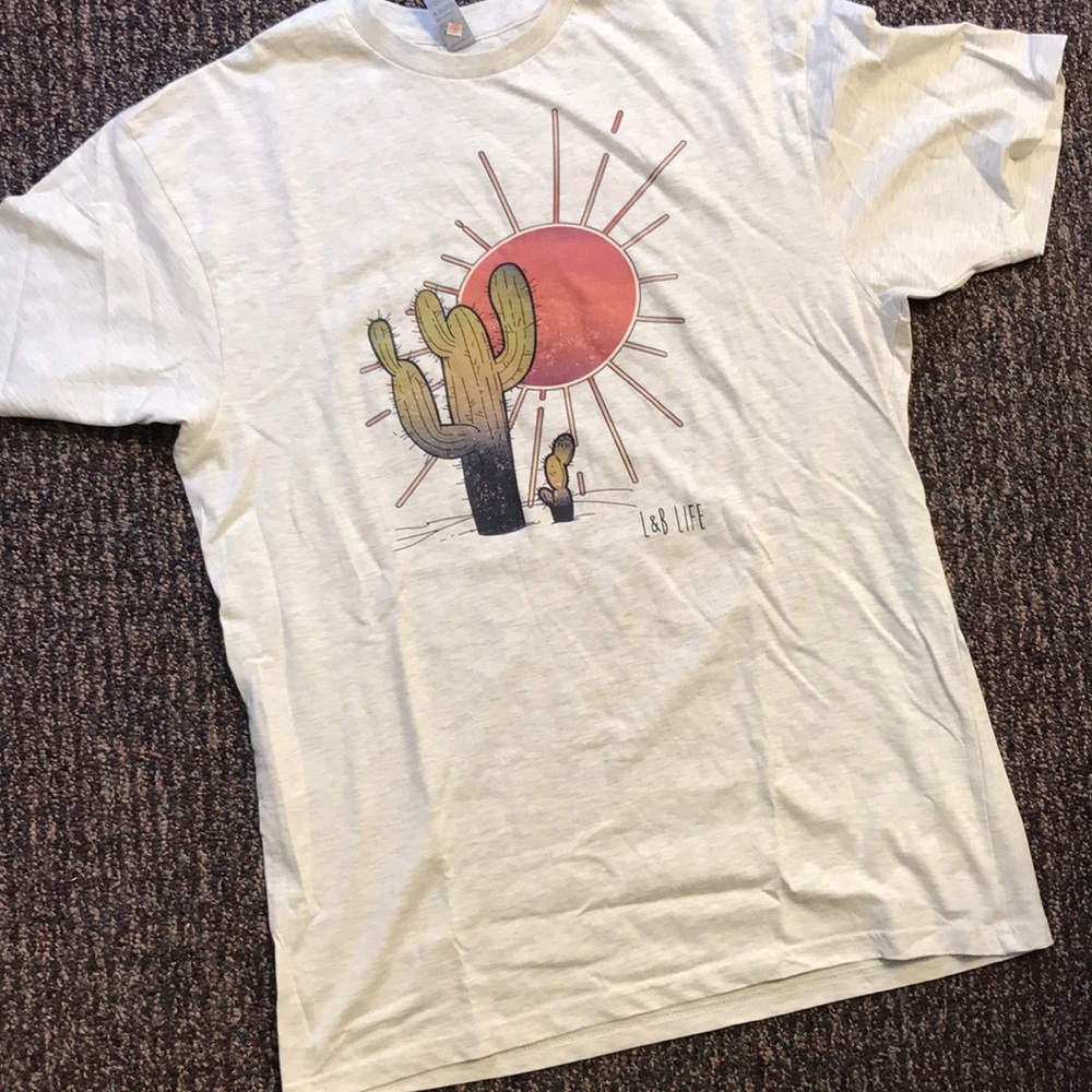 BRAND NEW leftover from closed boutique! 🌵 🌅